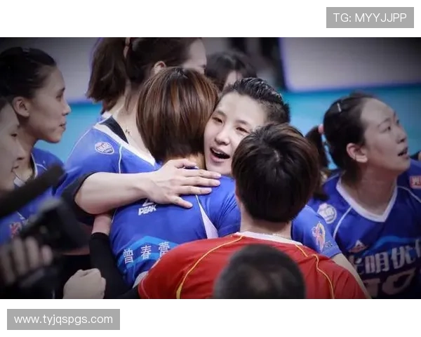 南京排球队在锦标赛中的默契配合与战术执行分析